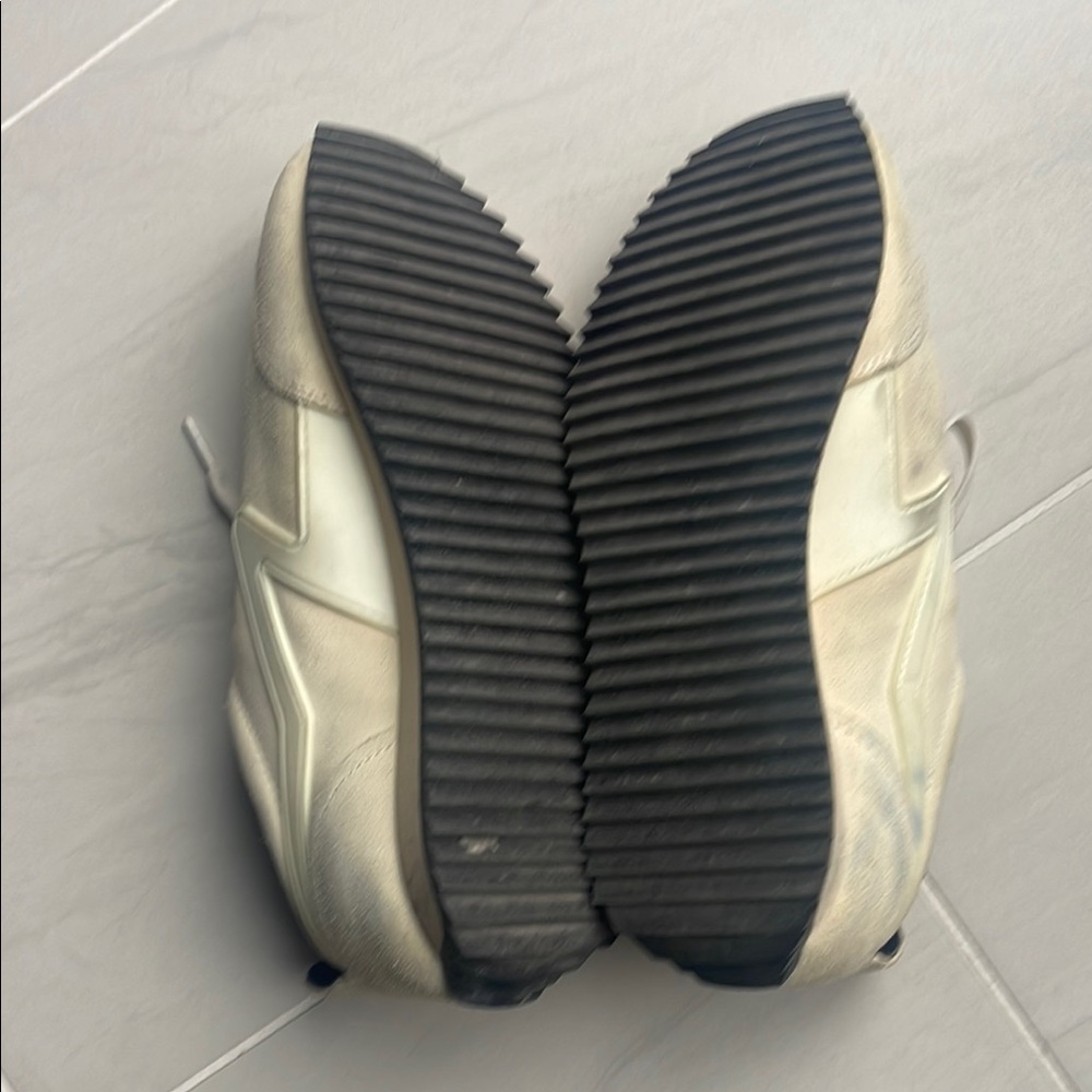 rag & bone Cream Sneakers - Picture 7 of 9